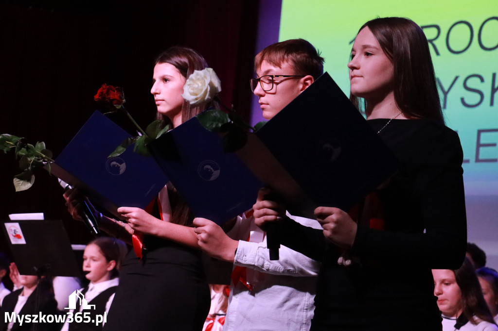 Fotorelacja II: Obchody 107. ROCZNICY ODZYSKANIA NIEPODLEGŁOŚCI na rynku w Koziegłowach