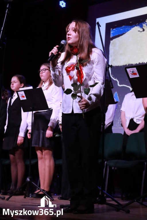 Fotorelacja II: Obchody 107. ROCZNICY ODZYSKANIA NIEPODLEGŁOŚCI na rynku w Koziegłowach