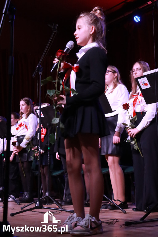 Fotorelacja II: Obchody 107. ROCZNICY ODZYSKANIA NIEPODLEGŁOŚCI na rynku w Koziegłowach