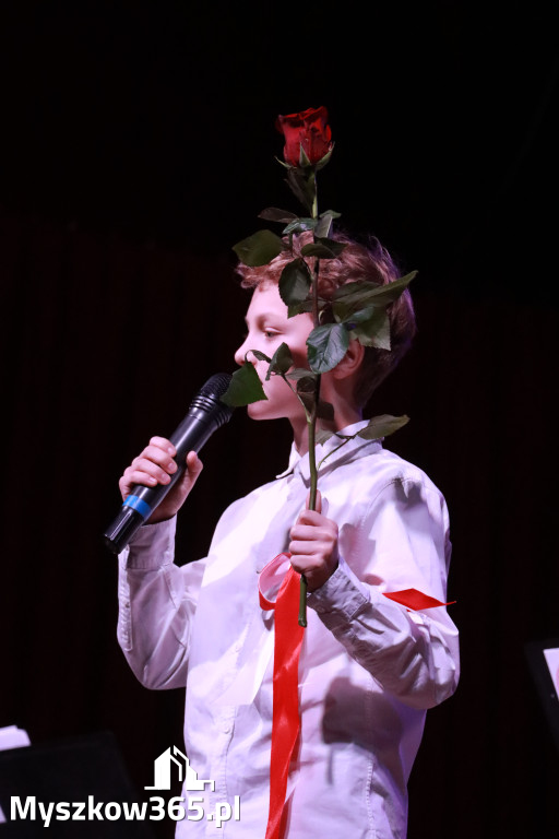 Fotorelacja II: Obchody 107. ROCZNICY ODZYSKANIA NIEPODLEGŁOŚCI na rynku w Koziegłowach