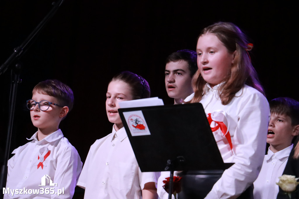 Fotorelacja II: Obchody 107. ROCZNICY ODZYSKANIA NIEPODLEGŁOŚCI na rynku w Koziegłowach
