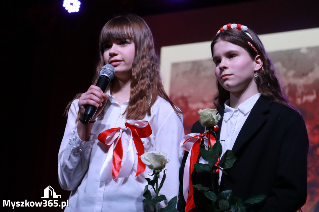 Fotorelacja II: Obchody 107. ROCZNICY ODZYSKANIA NIEPODLEGŁOŚCI na rynku w Koziegłowach