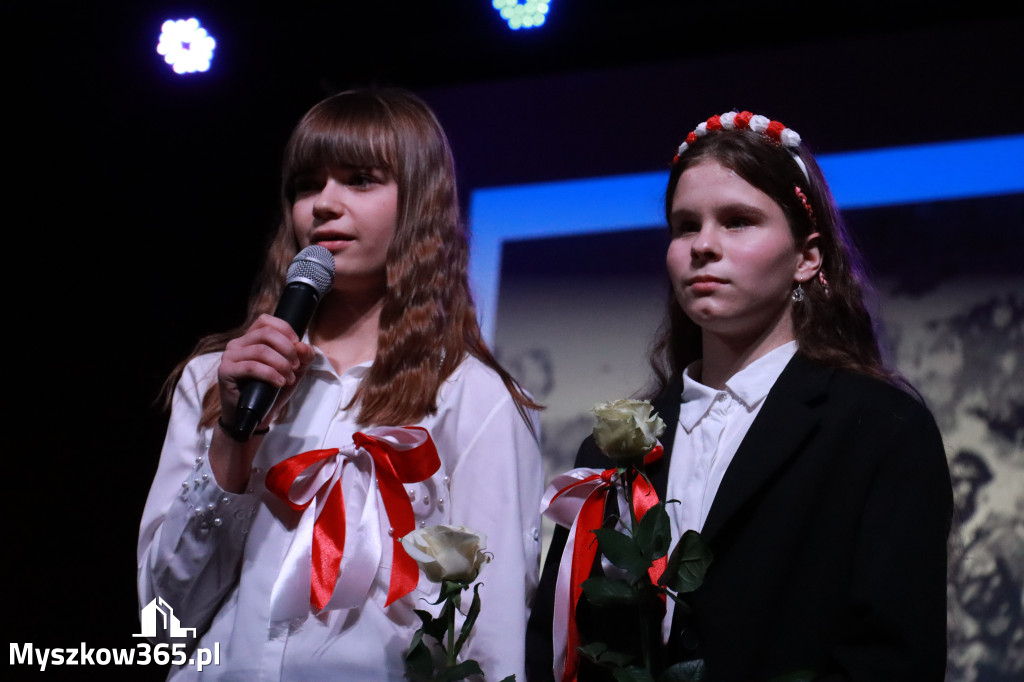 Fotorelacja II: Obchody 107. ROCZNICY ODZYSKANIA NIEPODLEGŁOŚCI na rynku w Koziegłowach