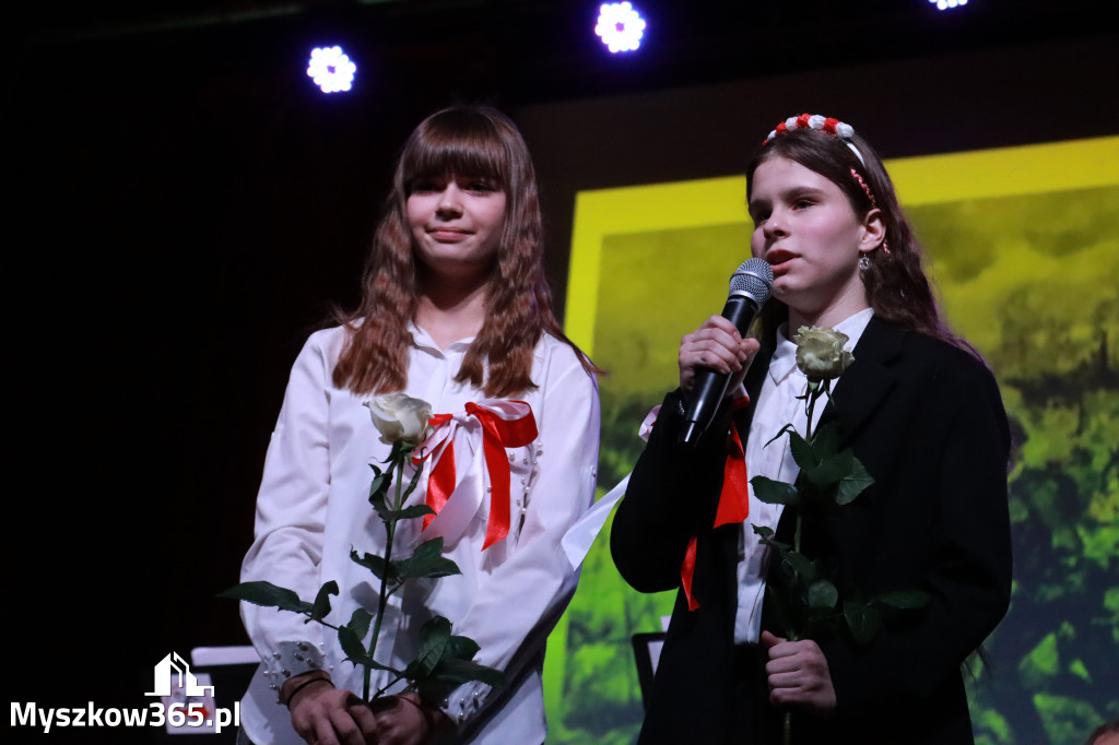 Fotorelacja II: Obchody 107. ROCZNICY ODZYSKANIA NIEPODLEGŁOŚCI na rynku w Koziegłowach