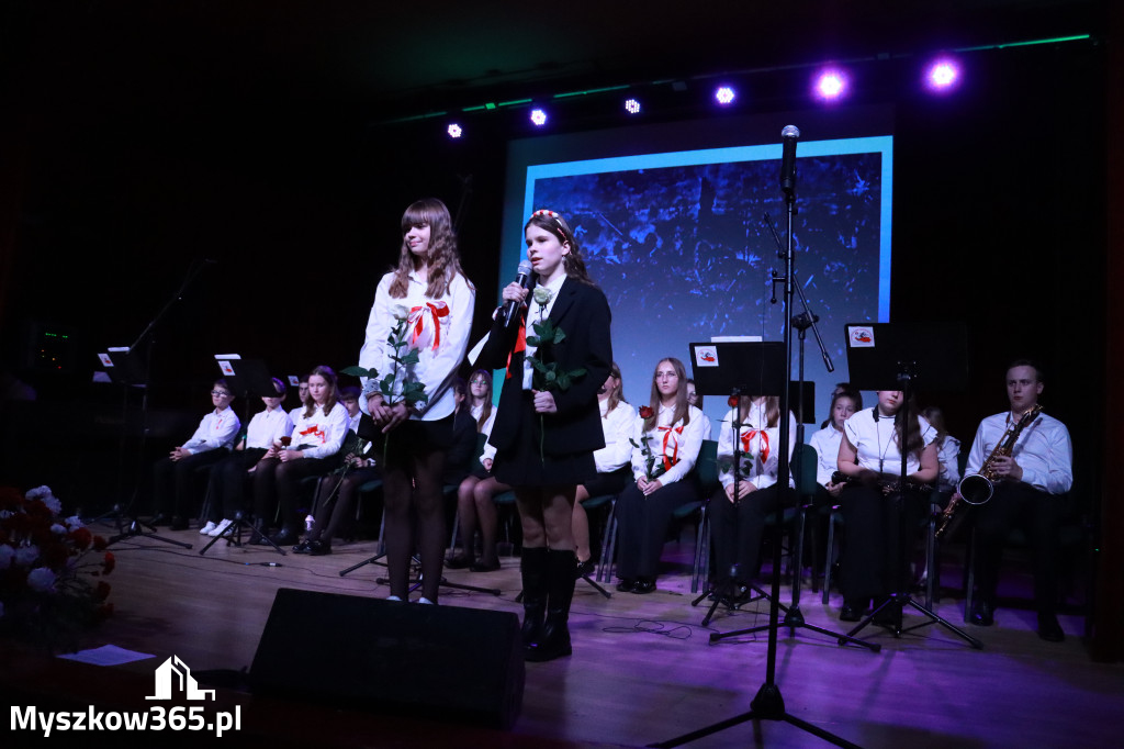 Fotorelacja II: Obchody 107. ROCZNICY ODZYSKANIA NIEPODLEGŁOŚCI na rynku w Koziegłowach