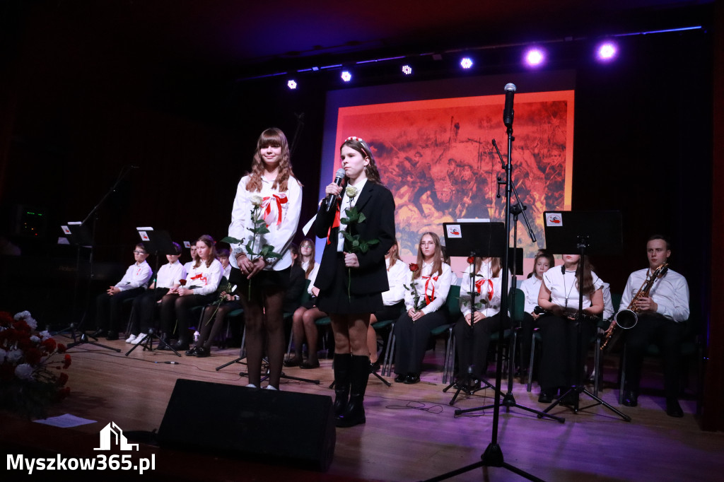 Fotorelacja II: Obchody 107. ROCZNICY ODZYSKANIA NIEPODLEGŁOŚCI na rynku w Koziegłowach