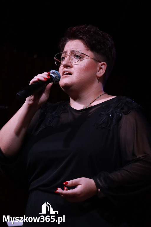 Fotorelacja II: Obchody 107. ROCZNICY ODZYSKANIA NIEPODLEGŁOŚCI na rynku w Koziegłowach