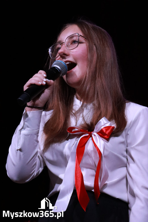 Fotorelacja II: Obchody 107. ROCZNICY ODZYSKANIA NIEPODLEGŁOŚCI na rynku w Koziegłowach