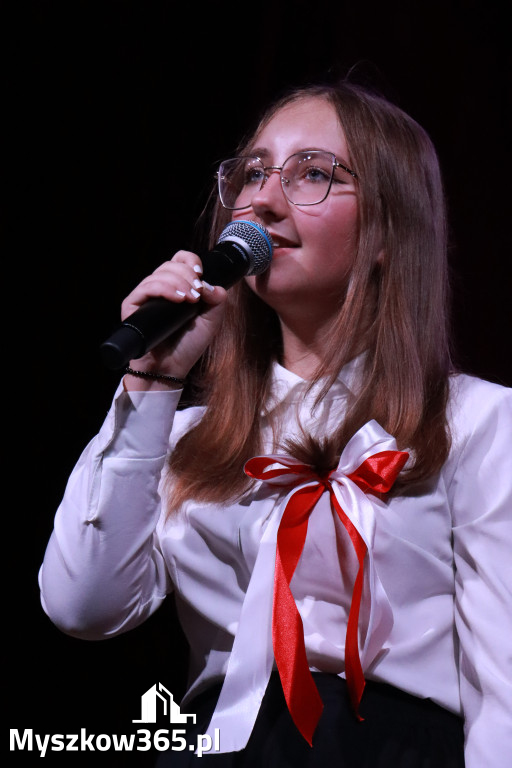 Fotorelacja II: Obchody 107. ROCZNICY ODZYSKANIA NIEPODLEGŁOŚCI na rynku w Koziegłowach