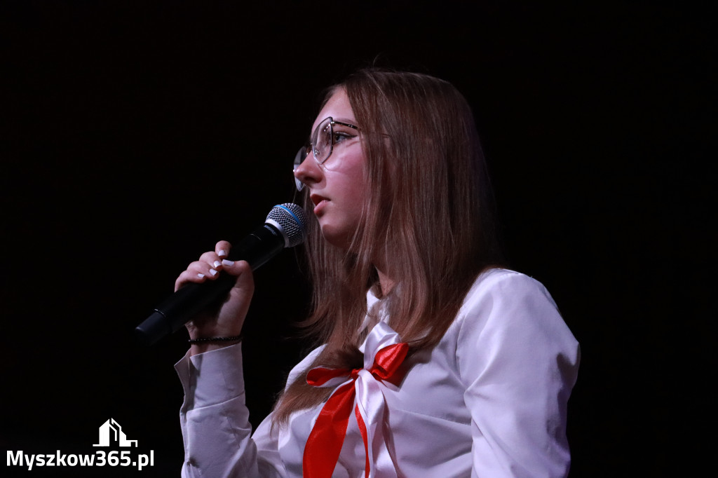 Fotorelacja II: Obchody 107. ROCZNICY ODZYSKANIA NIEPODLEGŁOŚCI na rynku w Koziegłowach