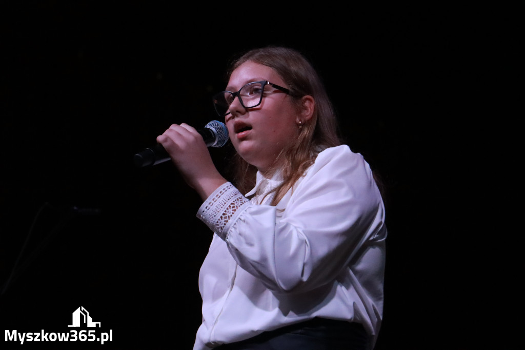 Fotorelacja II: Obchody 107. ROCZNICY ODZYSKANIA NIEPODLEGŁOŚCI na rynku w Koziegłowach