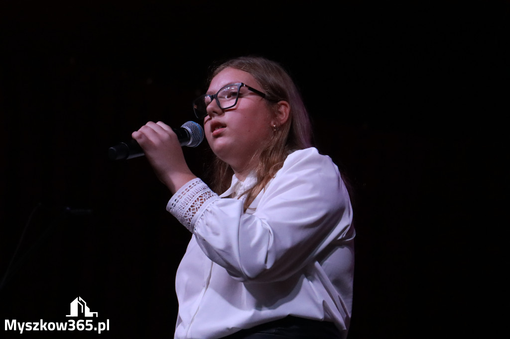 Fotorelacja II: Obchody 107. ROCZNICY ODZYSKANIA NIEPODLEGŁOŚCI na rynku w Koziegłowach