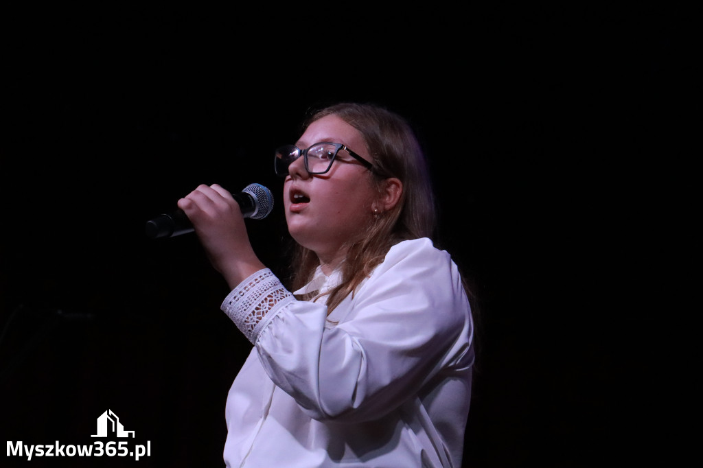 Fotorelacja II: Obchody 107. ROCZNICY ODZYSKANIA NIEPODLEGŁOŚCI na rynku w Koziegłowach