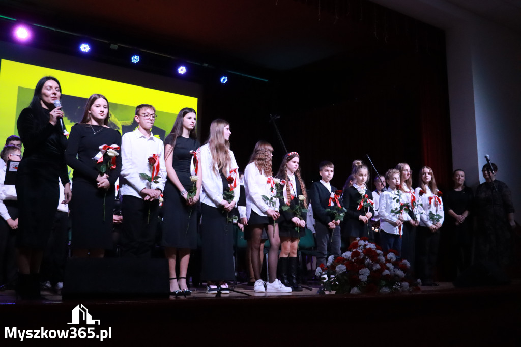 Fotorelacja II: Obchody 107. ROCZNICY ODZYSKANIA NIEPODLEGŁOŚCI na rynku w Koziegłowach