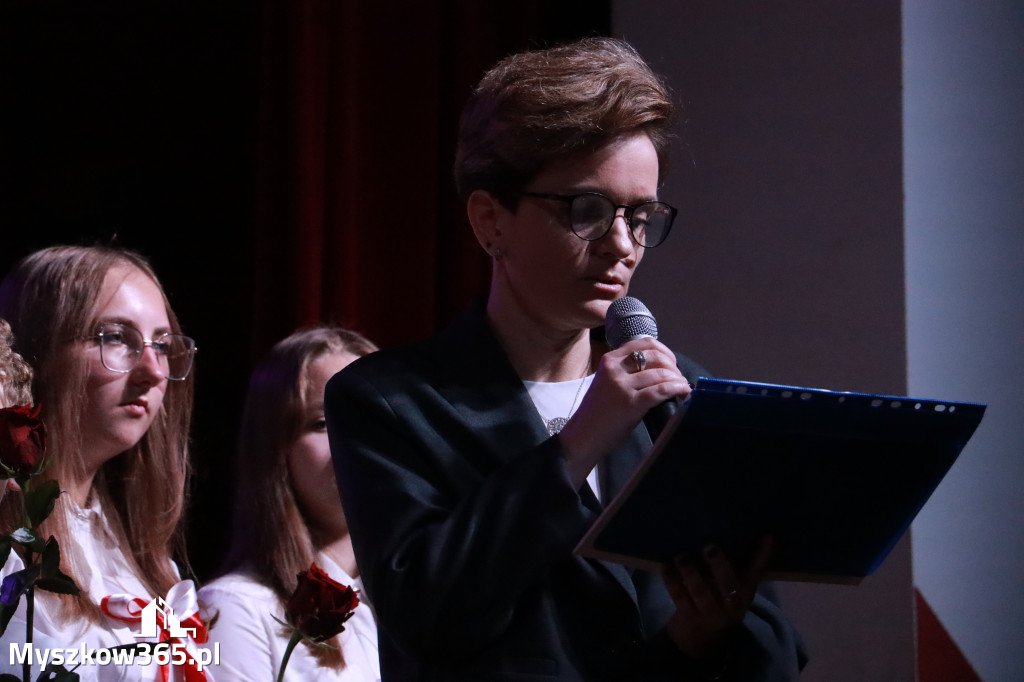 Fotorelacja II: Obchody 107. ROCZNICY ODZYSKANIA NIEPODLEGŁOŚCI na rynku w Koziegłowach