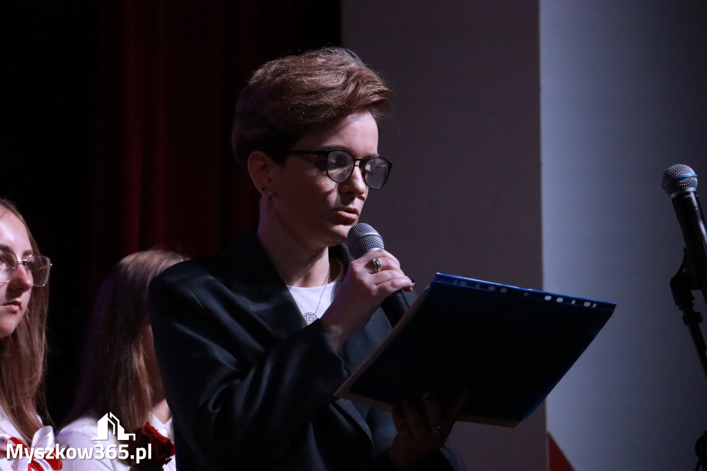 Fotorelacja II: Obchody 107. ROCZNICY ODZYSKANIA NIEPODLEGŁOŚCI na rynku w Koziegłowach