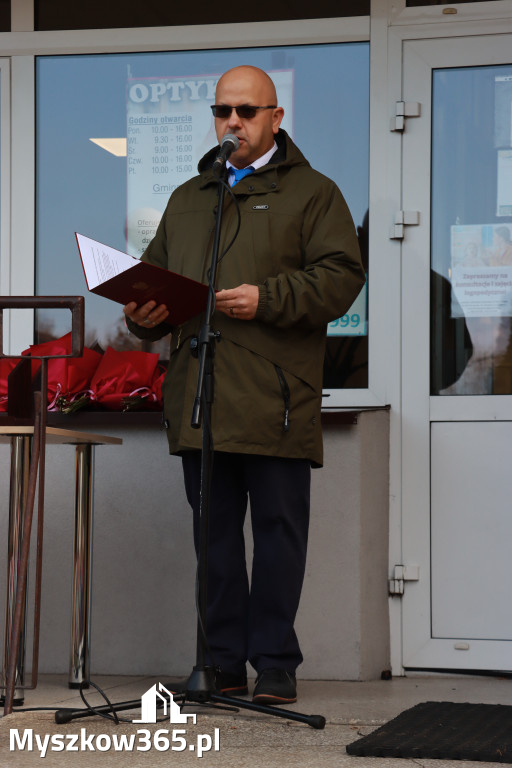 Fotorelacja: Odsłonięcie tablicy pamiątkowej oraz Biała Sobota w Poraju