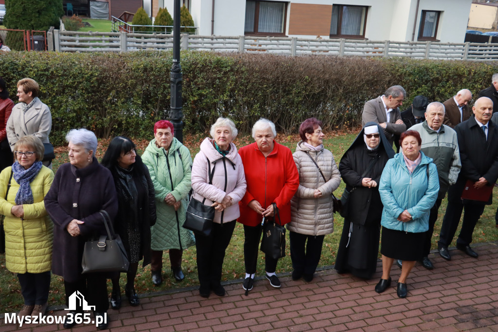 Fotorelacja: Odsłonięcie tablicy pamiątkowej oraz Biała Sobota w Poraju