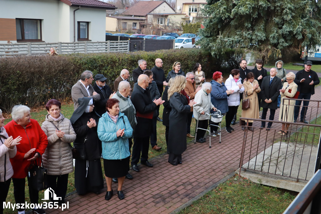 Fotorelacja: Odsłonięcie tablicy pamiątkowej oraz Biała Sobota w Poraju