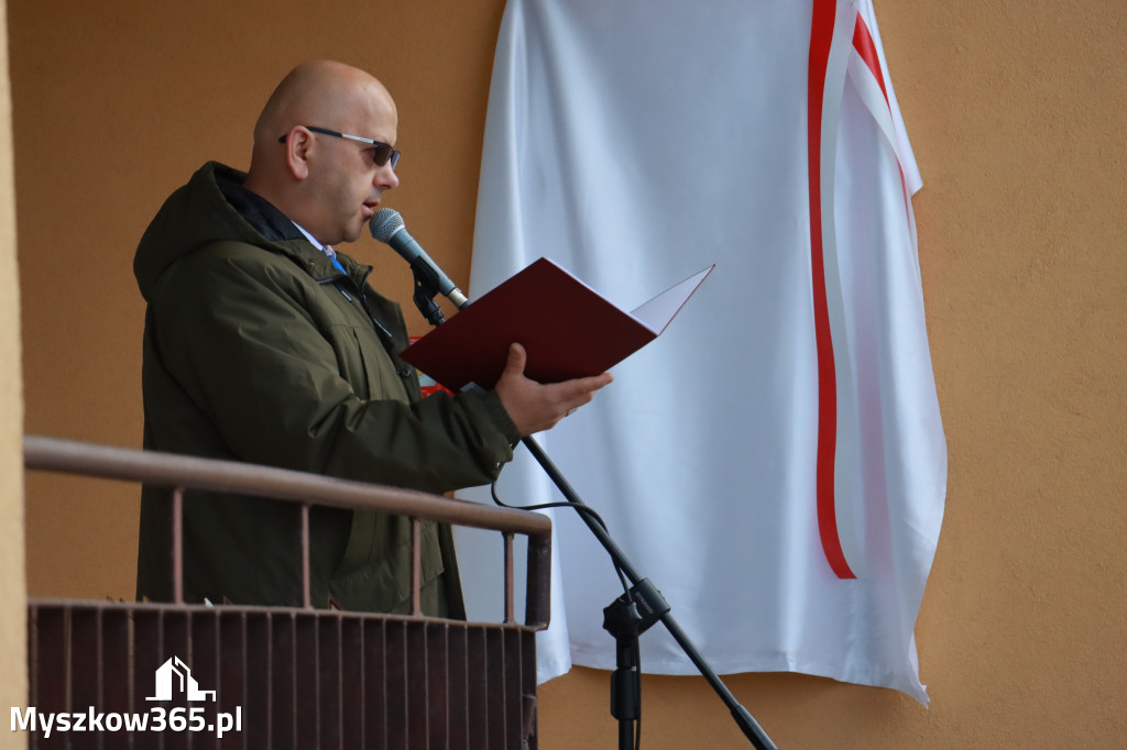 Fotorelacja: Odsłonięcie tablicy pamiątkowej oraz Biała Sobota w Poraju