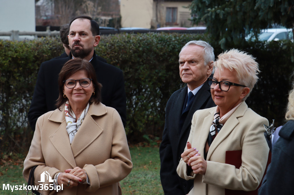 Fotorelacja: Odsłonięcie tablicy pamiątkowej oraz Biała Sobota w Poraju