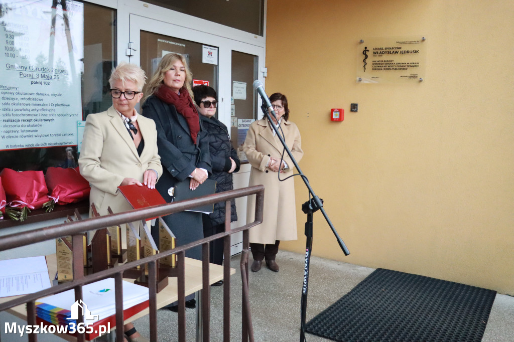 Fotorelacja: Odsłonięcie tablicy pamiątkowej oraz Biała Sobota w Poraju