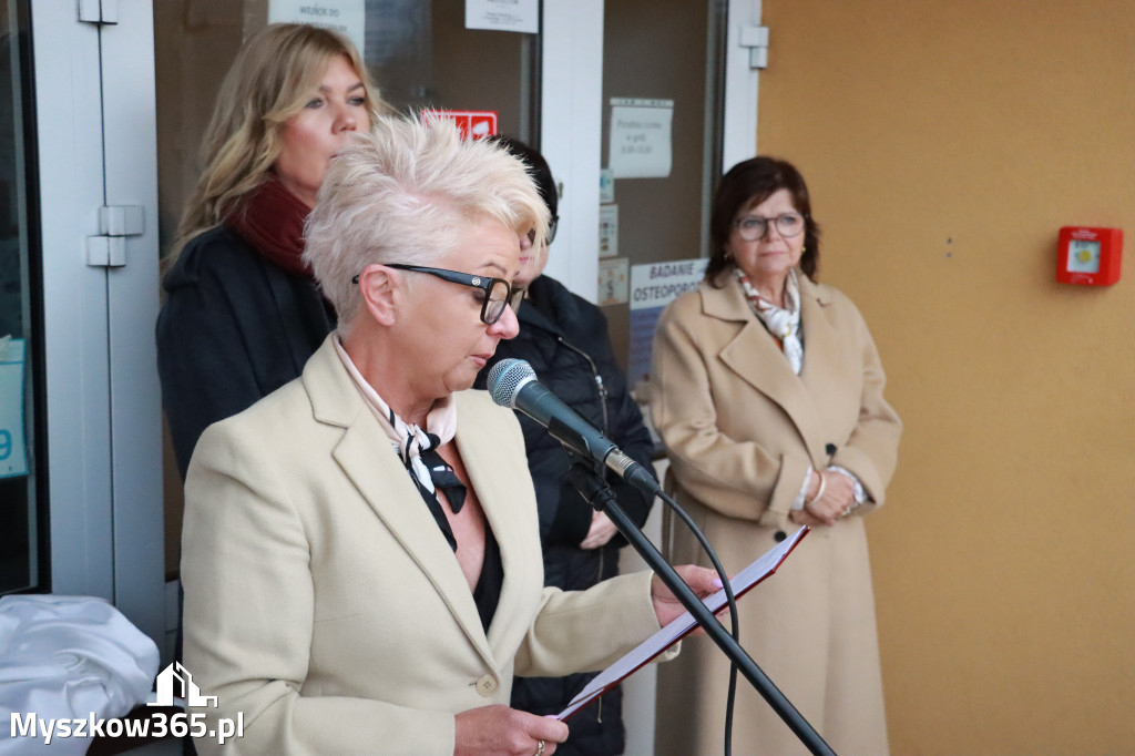 Fotorelacja: Odsłonięcie tablicy pamiątkowej oraz Biała Sobota w Poraju