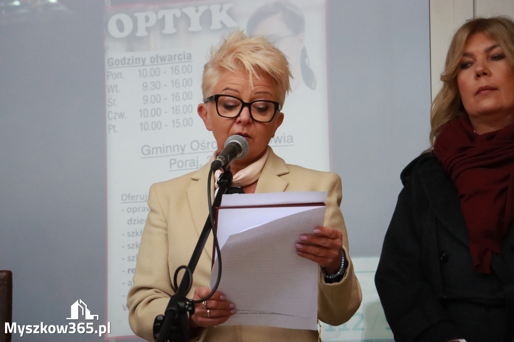 Fotorelacja: Odsłonięcie tablicy pamiątkowej oraz Biała Sobota w Poraju