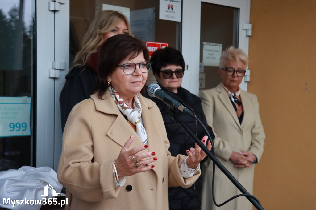 Fotorelacja: Odsłonięcie tablicy pamiątkowej oraz Biała Sobota w Poraju