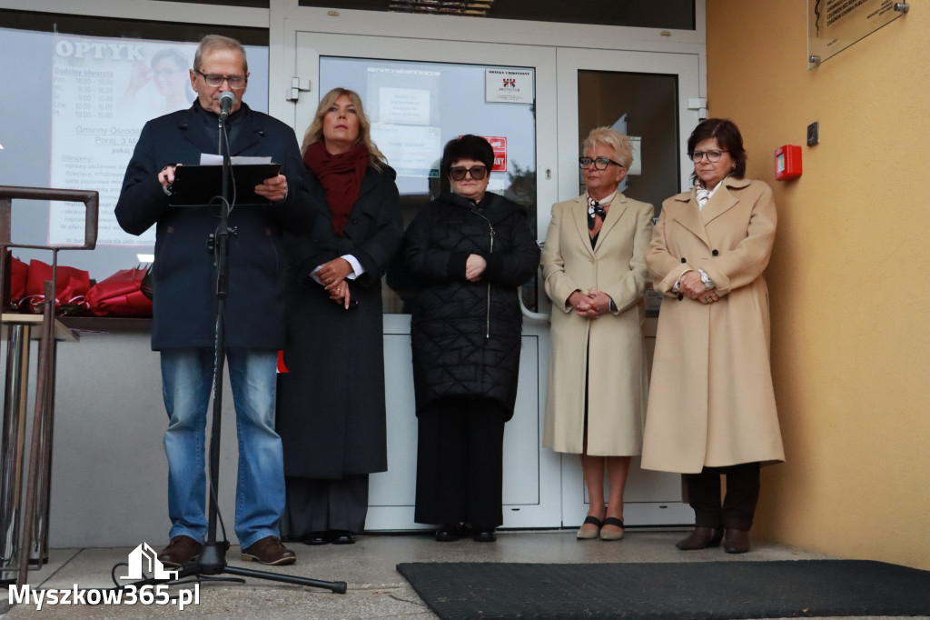 Fotorelacja: Odsłonięcie tablicy pamiątkowej oraz Biała Sobota w Poraju