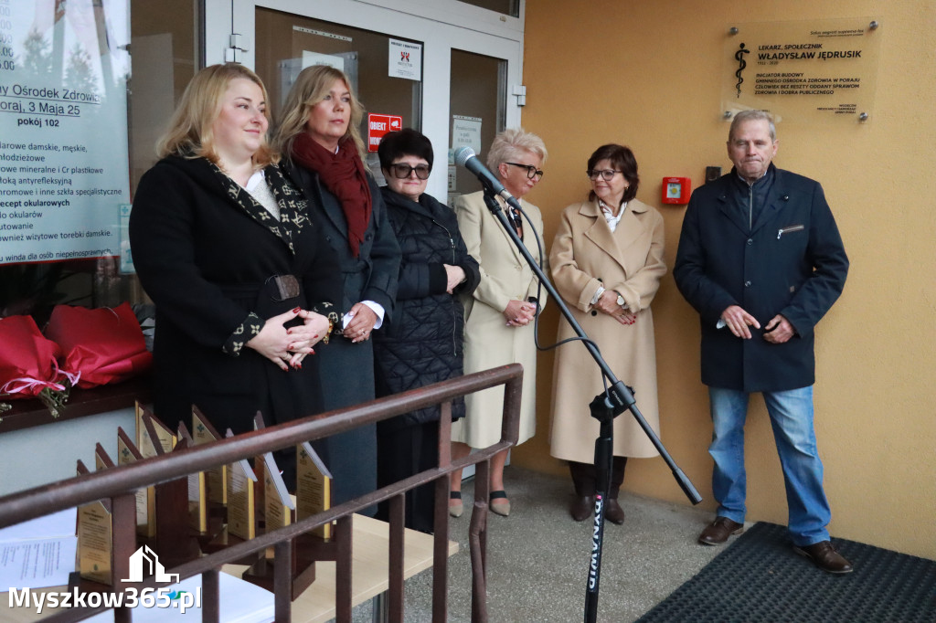 Fotorelacja: Odsłonięcie tablicy pamiątkowej oraz Biała Sobota w Poraju