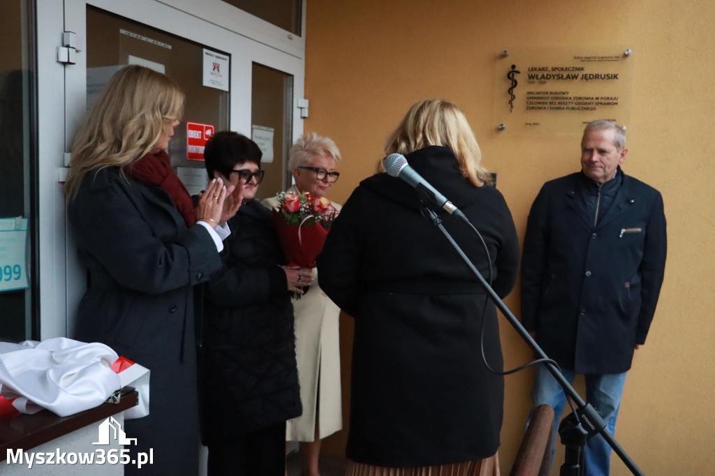 Fotorelacja: Odsłonięcie tablicy pamiątkowej oraz Biała Sobota w Poraju