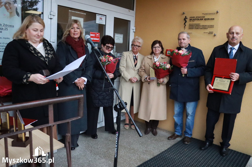 Fotorelacja: Odsłonięcie tablicy pamiątkowej oraz Biała Sobota w Poraju