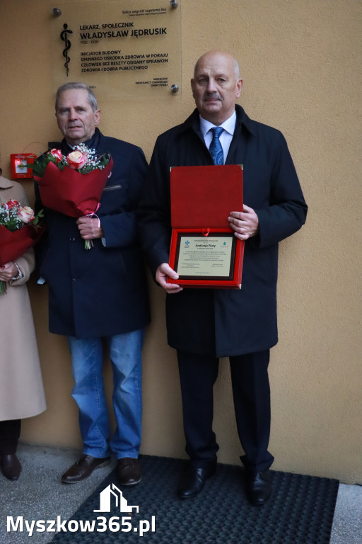 Fotorelacja: Odsłonięcie tablicy pamiątkowej oraz Biała Sobota w Poraju