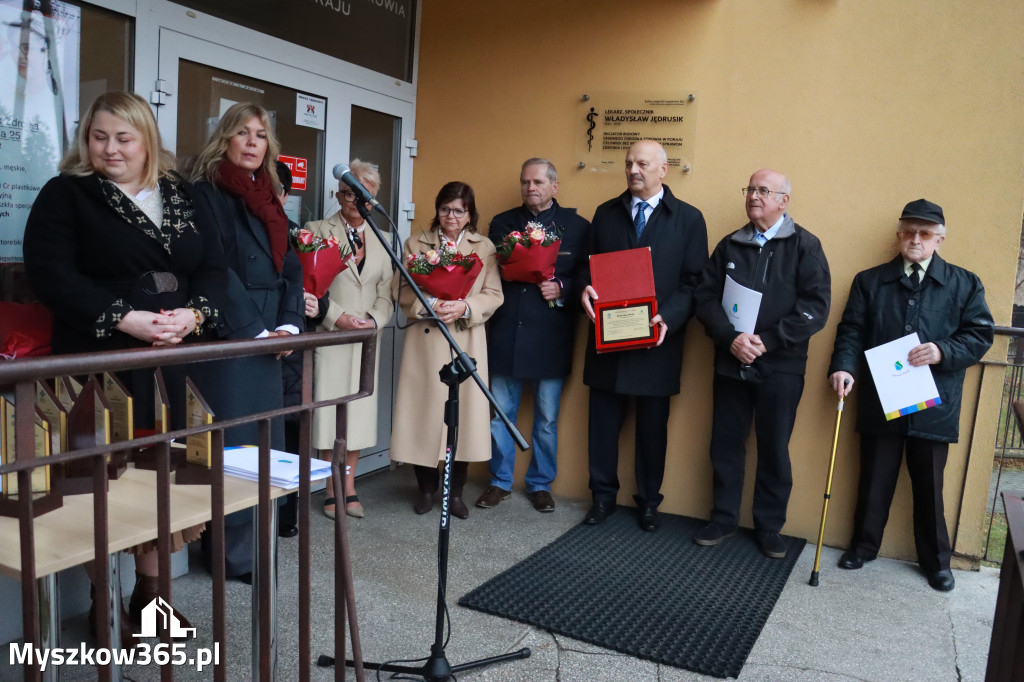 Fotorelacja: Odsłonięcie tablicy pamiątkowej oraz Biała Sobota w Poraju