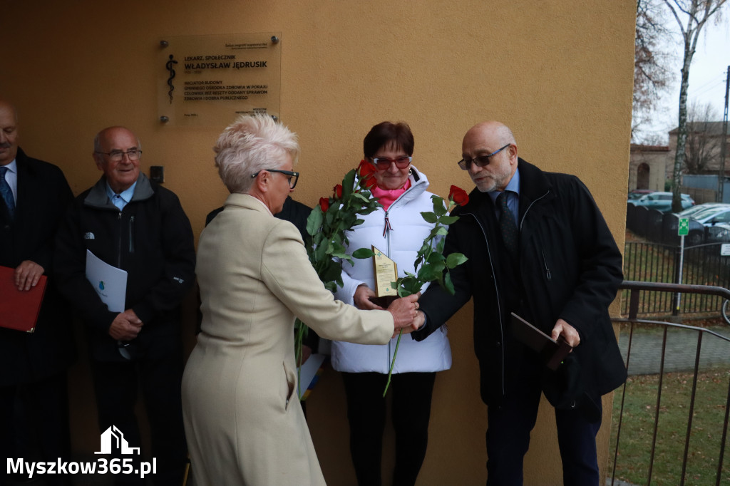 Fotorelacja: Odsłonięcie tablicy pamiątkowej oraz Biała Sobota w Poraju
