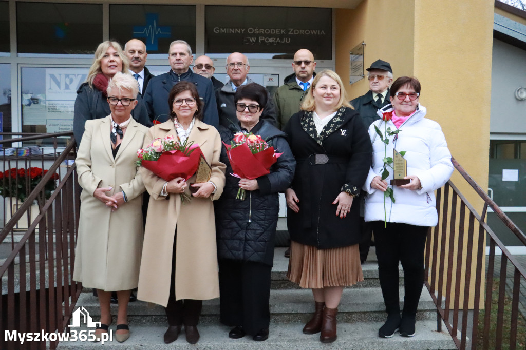Fotorelacja: Odsłonięcie tablicy pamiątkowej oraz Biała Sobota w Poraju