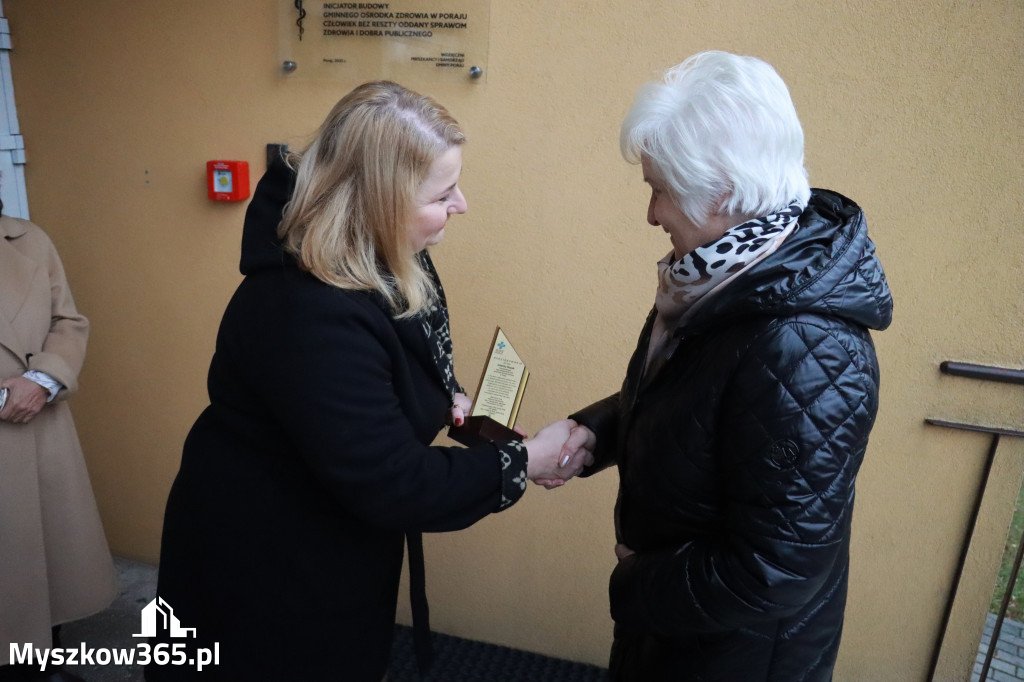 Fotorelacja: Odsłonięcie tablicy pamiątkowej oraz Biała Sobota w Poraju