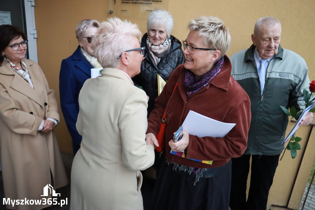 Fotorelacja: Odsłonięcie tablicy pamiątkowej oraz Biała Sobota w Poraju