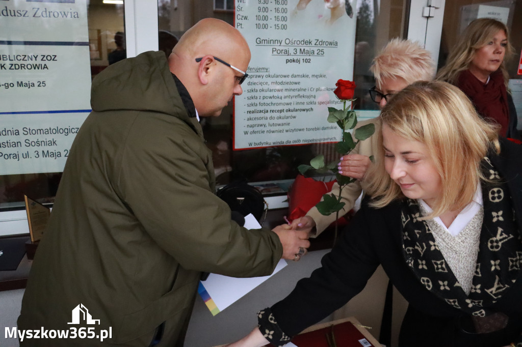 Fotorelacja: Odsłonięcie tablicy pamiątkowej oraz Biała Sobota w Poraju