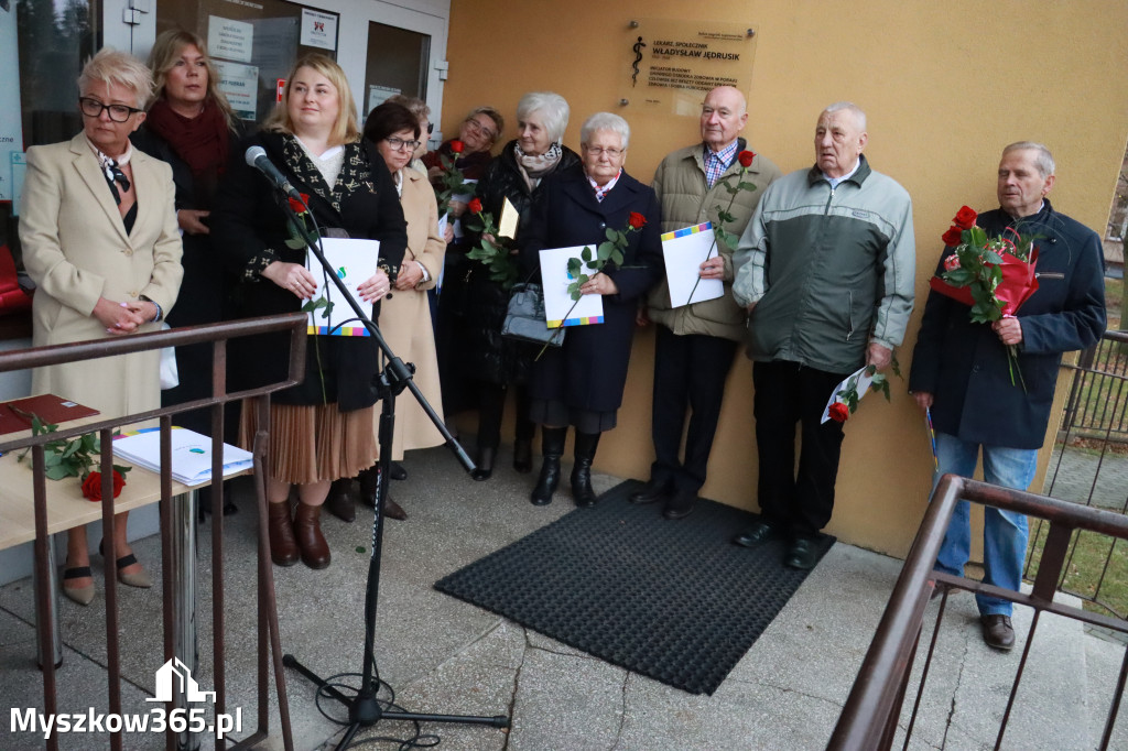 Fotorelacja: Odsłonięcie tablicy pamiątkowej oraz Biała Sobota w Poraju