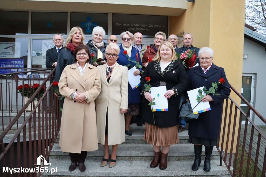 Fotorelacja: Odsłonięcie tablicy pamiątkowej oraz Biała Sobota w Poraju
