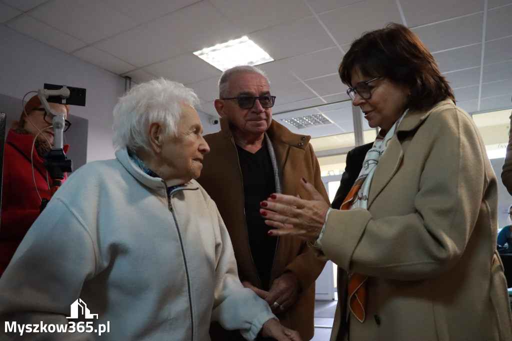 Fotorelacja: Odsłonięcie tablicy pamiątkowej oraz Biała Sobota w Poraju