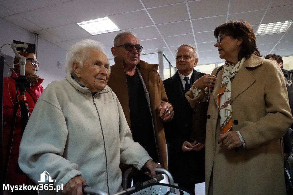 Fotorelacja: Odsłonięcie tablicy pamiątkowej oraz Biała Sobota w Poraju