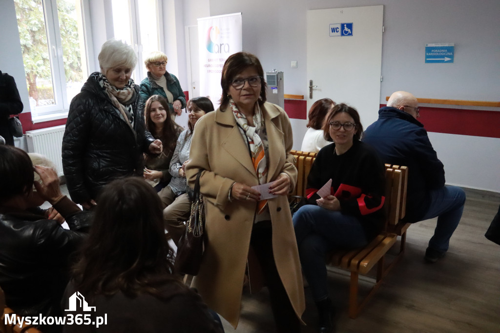 Fotorelacja: Odsłonięcie tablicy pamiątkowej oraz Biała Sobota w Poraju