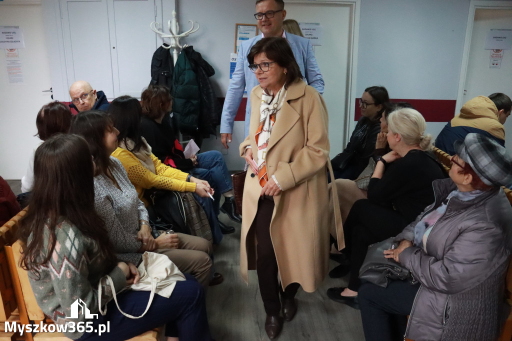 Fotorelacja: Odsłonięcie tablicy pamiątkowej oraz Biała Sobota w Poraju