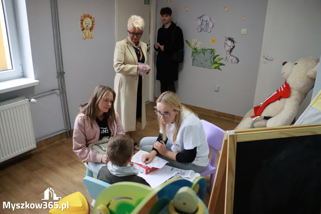 Fotorelacja: Odsłonięcie tablicy pamiątkowej oraz Biała Sobota w Poraju