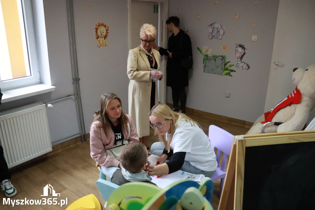 Fotorelacja: Odsłonięcie tablicy pamiątkowej oraz Biała Sobota w Poraju