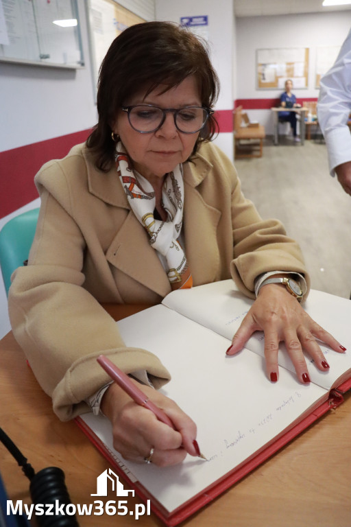 Fotorelacja: Odsłonięcie tablicy pamiątkowej oraz Biała Sobota w Poraju