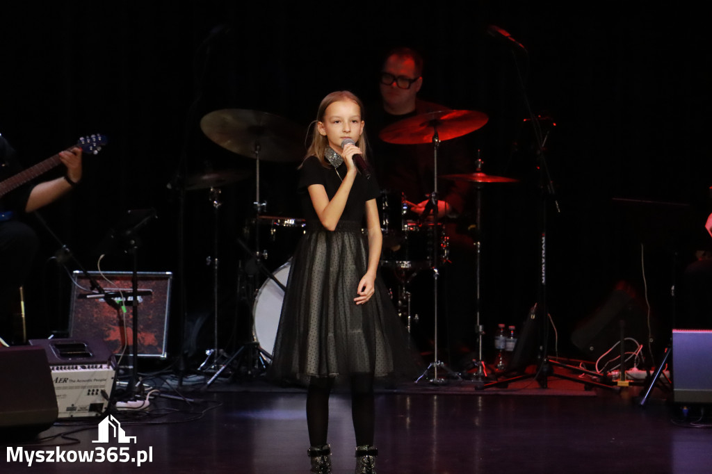 Fotorelacja I: XXVIII Wojewódzki Festiwal Pieśni Patriotycznej w Myszkowie
